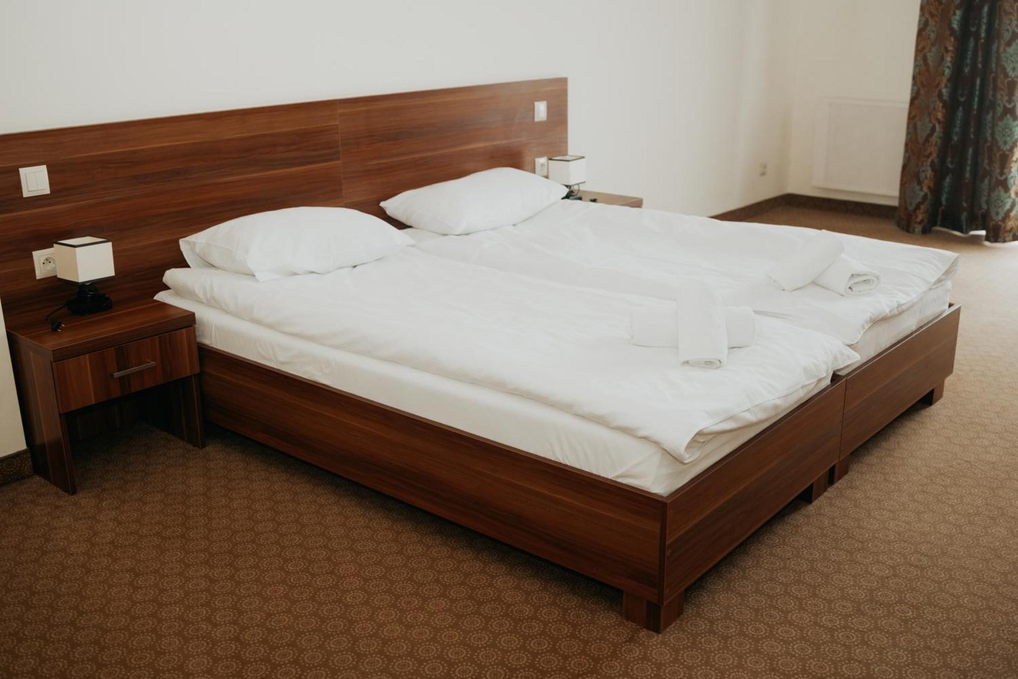 Noclegi - Apartamenty Zolynianka ภายนอก รูปภาพ