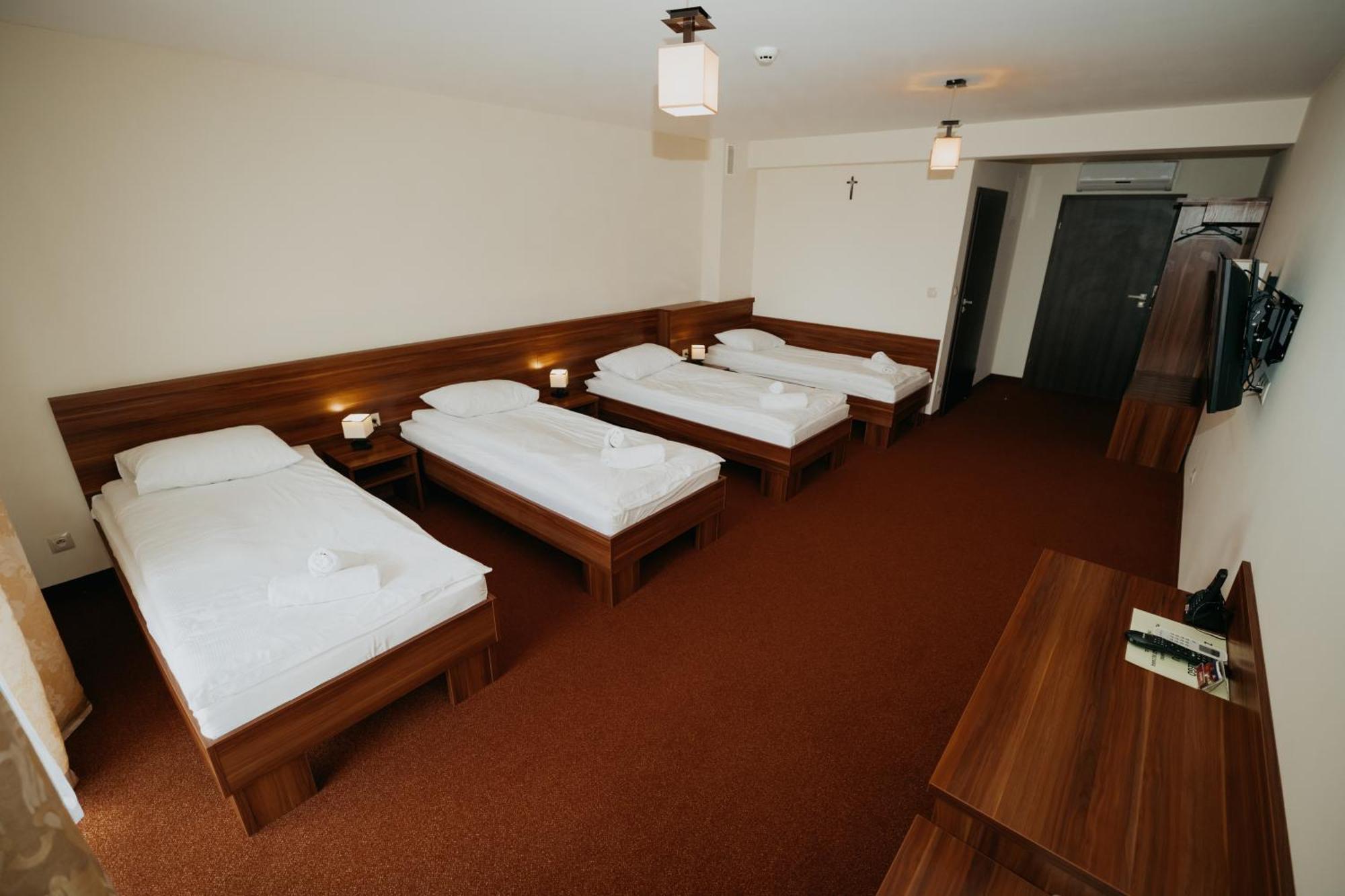 Noclegi - Apartamenty Zolynianka ภายนอก รูปภาพ