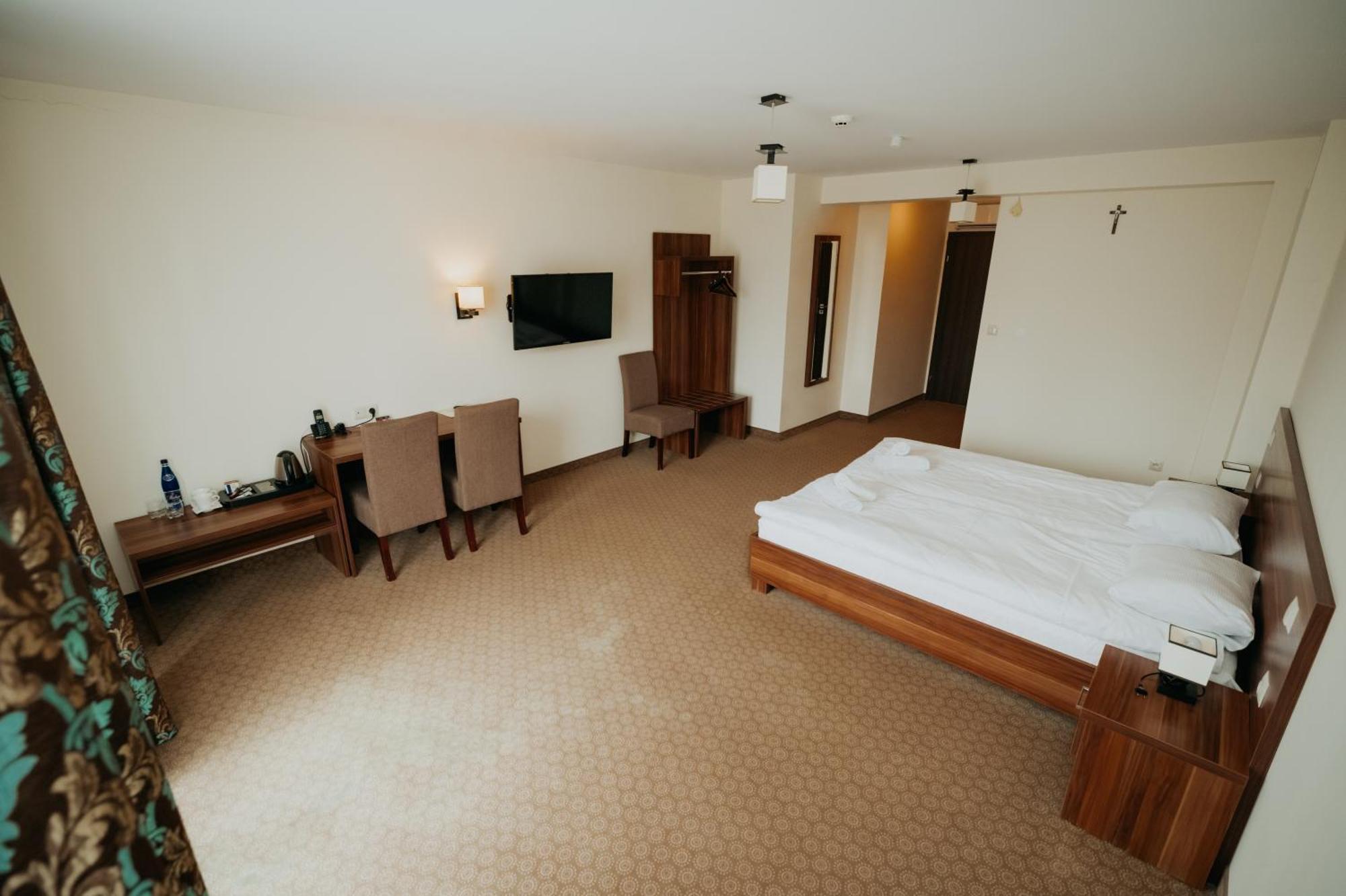 Noclegi - Apartamenty Zolynianka ภายนอก รูปภาพ